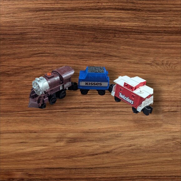 Lionel Little Lines  train replacement parts engine Hershey Twizzlers - Picture 2 of 9